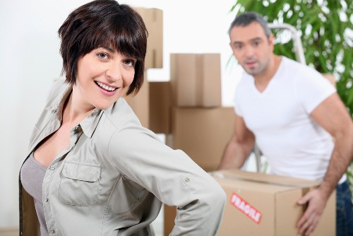 Local removal truck hire service for flats and businesses in Bishopsgate